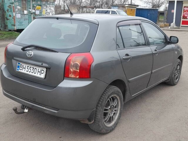 Серый Тойота Королла, объемом двигателя 1.6 л и пробегом 265 тыс. км за 5200 $, фото 4 на Automoto.ua