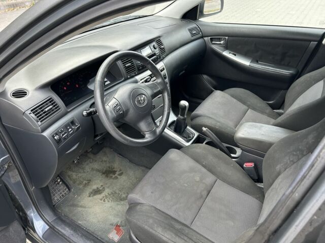 Сірий Тойота Королла, об'ємом двигуна 1.6 л та пробігом 220 тис. км за 2650 $, фото 8 на Automoto.ua