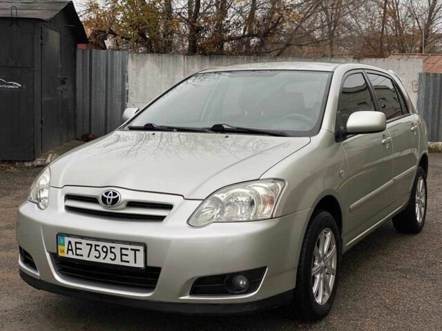 Серый Тойота Королла, объемом двигателя 1.6 л и пробегом 187 тыс. км за 6200 $, фото 4 на Automoto.ua