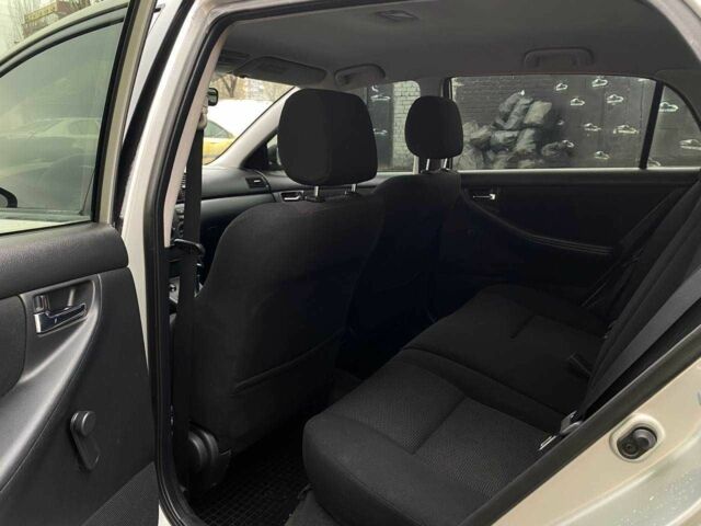 Серый Тойота Королла, объемом двигателя 1.6 л и пробегом 187 тыс. км за 6200 $, фото 12 на Automoto.ua