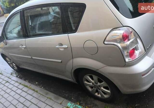 Серый Тойота Королла, объемом двигателя 2.23 л и пробегом 304 тыс. км за 6500 $, фото 5 на Automoto.ua