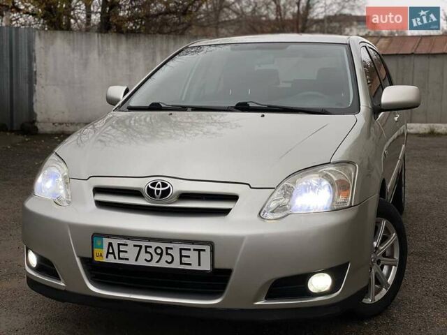 Серый Тойота Королла, объемом двигателя 1.6 л и пробегом 187 тыс. км за 6200 $, фото 1 на Automoto.ua