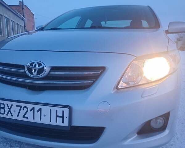 Сірий Тойота Королла, об'ємом двигуна 1.6 л та пробігом 240 тис. км за 7999 $, фото 5 на Automoto.ua