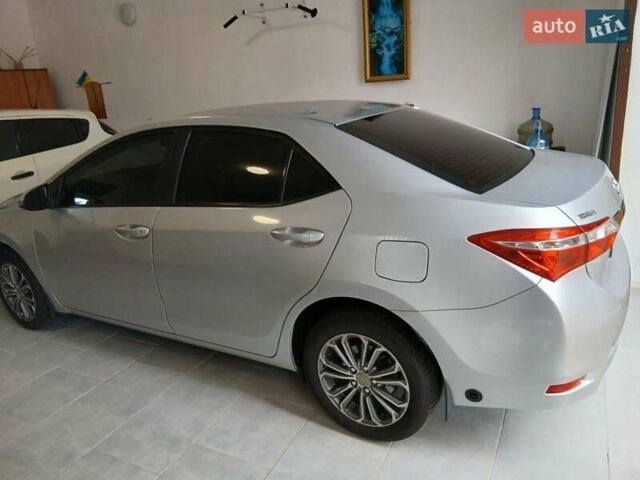 Серый Тойота Королла, объемом двигателя 1.6 л и пробегом 178 тыс. км за 10000 $, фото 1 на Automoto.ua