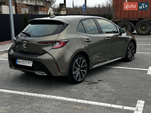 Сірий Тойота Королла, об'ємом двигуна 1.99 л та пробігом 17 тис. км за 15900 $, фото 4 на Automoto.ua