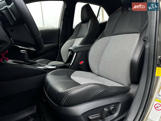Сірий Тойота Королла, об'ємом двигуна 1.99 л та пробігом 17 тис. км за 15900 $, фото 9 на Automoto.ua