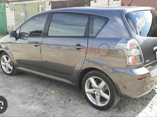 Сірий Тойота Королла, об'ємом двигуна 2.2 л та пробігом 280 тис. км за 7300 $, фото 2 на Automoto.ua