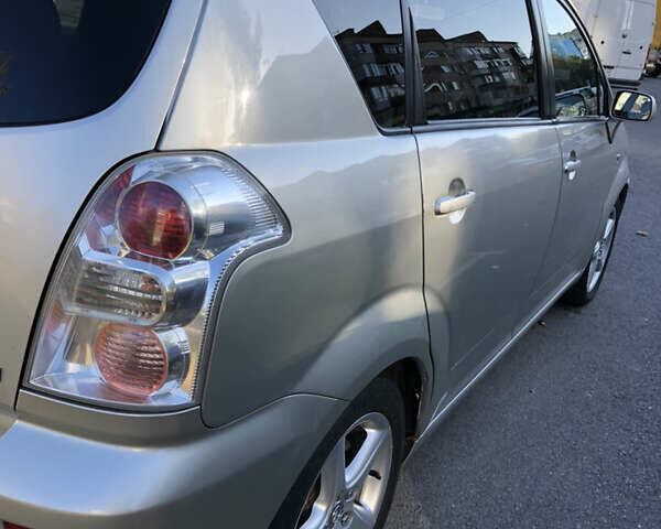 Серый Тойота Королла, объемом двигателя 2.2 л и пробегом 293 тыс. км за 6200 $, фото 13 на Automoto.ua