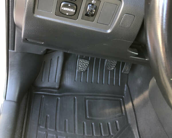 Серый Тойота Королла, объемом двигателя 2.2 л и пробегом 293 тыс. км за 6200 $, фото 23 на Automoto.ua