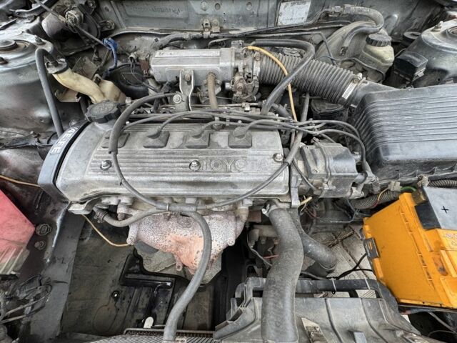 Серый Тойота Королла, объемом двигателя 1.4 л и пробегом 258 тыс. км за 1300 $, фото 14 на Automoto.ua