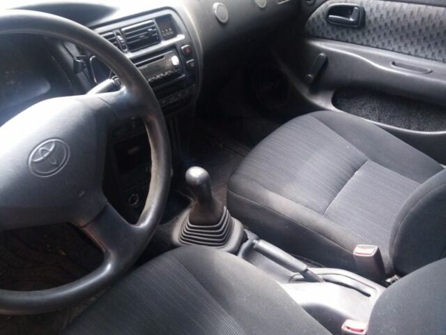 Серый Тойота Королла, объемом двигателя 1.3 л и пробегом 280 тыс. км за 2000 $, фото 9 на Automoto.ua