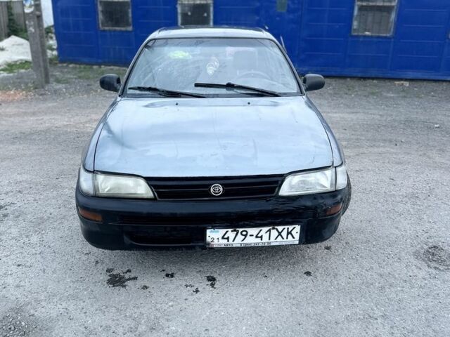 Серый Тойота Королла, объемом двигателя 1.6 л и пробегом 215 тыс. км за 1200 $, фото 3 на Automoto.ua