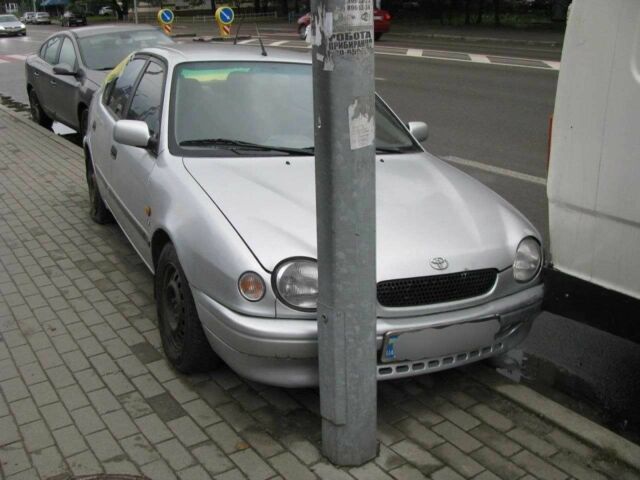 Серый Тойота Королла, объемом двигателя 1.6 л и пробегом 3 тыс. км за 965 $, фото 5 на Automoto.ua