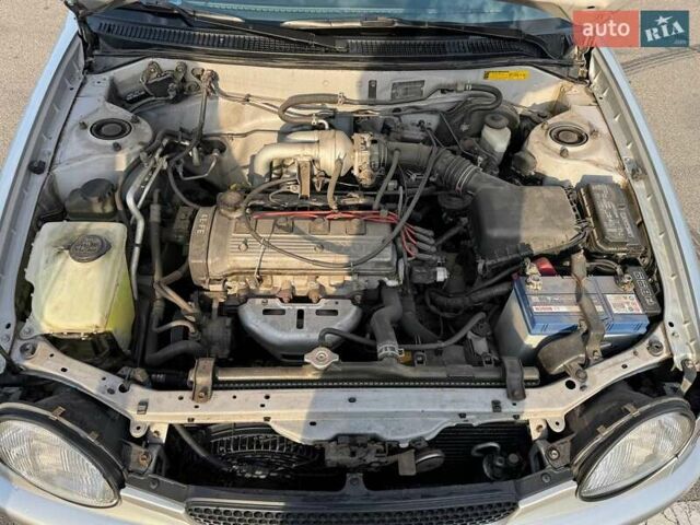 Серый Тойота Королла, объемом двигателя 1.4 л и пробегом 211 тыс. км за 3200 $, фото 1 на Automoto.ua