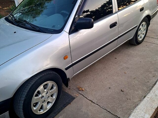 Серый Тойота Королла, объемом двигателя 1.3 л и пробегом 450 тыс. км за 2200 $, фото 4 на Automoto.ua