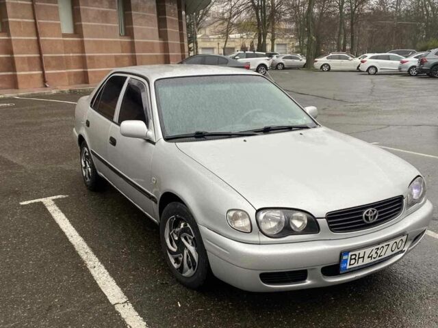 Серый Тойота Королла, объемом двигателя 1.4 л и пробегом 388 тыс. км за 2700 $, фото 5 на Automoto.ua