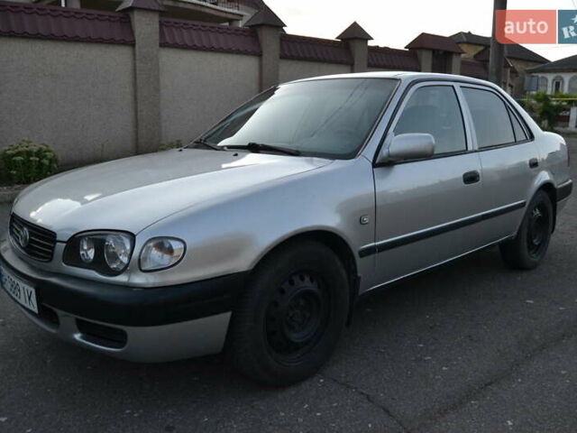 Серый Тойота Королла, объемом двигателя 1.4 л и пробегом 320 тыс. км за 2400 $, фото 2 на Automoto.ua