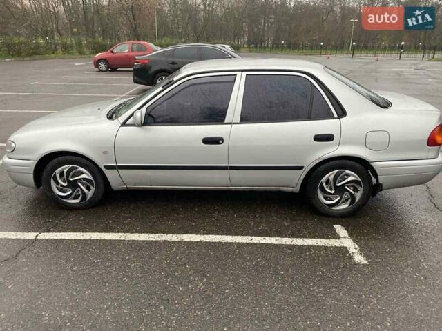 Серый Тойота Королла, объемом двигателя 1.4 л и пробегом 388 тыс. км за 2700 $, фото 5 на Automoto.ua