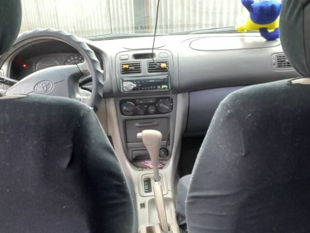 Серый Тойота Королла, объемом двигателя 1.8 л и пробегом 305 тыс. км за 3500 $, фото 10 на Automoto.ua