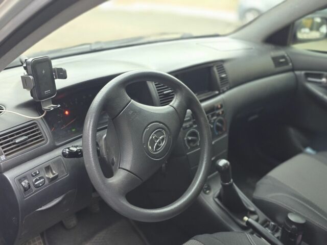 Серый Тойота Королла, объемом двигателя 1.4 л и пробегом 280 тыс. км за 4700 $, фото 7 на Automoto.ua