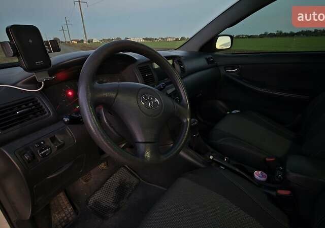 Серый Тойота Королла, объемом двигателя 1.4 л и пробегом 280 тыс. км за 4700 $, фото 10 на Automoto.ua