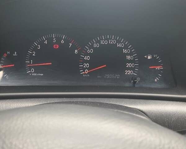 Тойота Королла 2003 в Киеве на Automoto.ua Серый Тойота Королла, объемом двигателя 1.6 л и пробегом 291 тыс. км за 4999 $, фото 2 на Automoto.ua