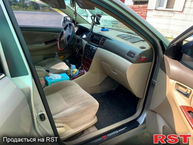 Серый Тойота Королла, объемом двигателя 1.8 л и пробегом 450 тыс. км за 5300 $, фото 1 на Automoto.ua