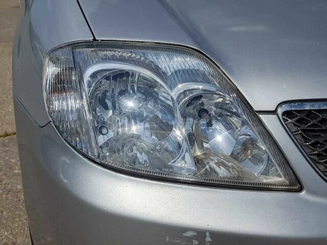 Серый Тойота Королла, объемом двигателя 1.6 л и пробегом 154 тыс. км за 3490 $, фото 3 на Automoto.ua