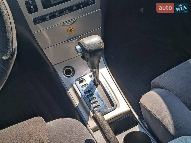 Серый Тойота Королла, объемом двигателя 1.6 л и пробегом 154 тыс. км за 4240 $, фото 13 на Automoto.ua