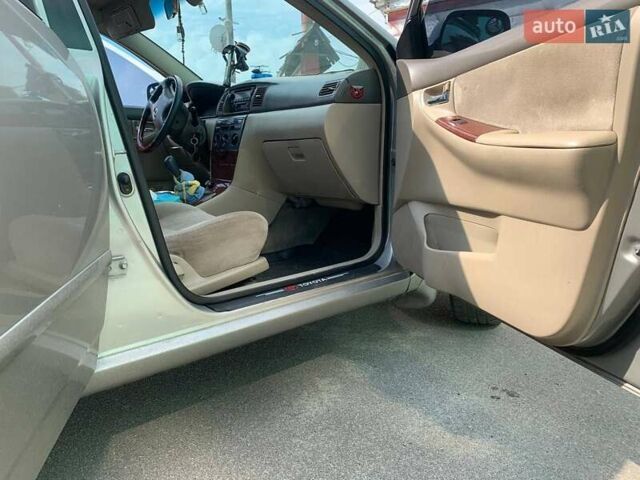 Сірий Тойота Королла, об'ємом двигуна 1.8 л та пробігом 450 тис. км за 5300 $, фото 2 на Automoto.ua