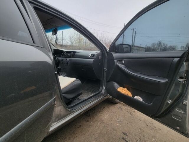 Серый Тойота Королла, объемом двигателя 1.6 л и пробегом 202 тыс. км за 4500 $, фото 7 на Automoto.ua