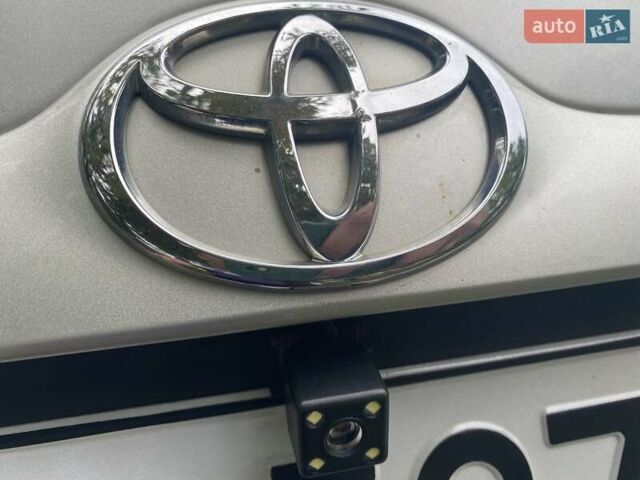 Серый Тойота Королла, объемом двигателя 1.6 л и пробегом 227 тыс. км за 5200 $, фото 2 на Automoto.ua