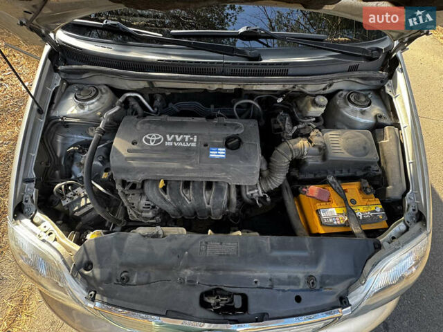 Серый Тойота Королла, объемом двигателя 1.6 л и пробегом 93 тыс. км за 7800 $, фото 12 на Automoto.ua