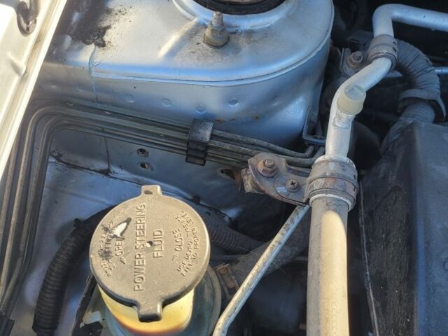 Серый Тойота Королла, объемом двигателя 0 л и пробегом 183 тыс. км за 6300 $, фото 1 на Automoto.ua