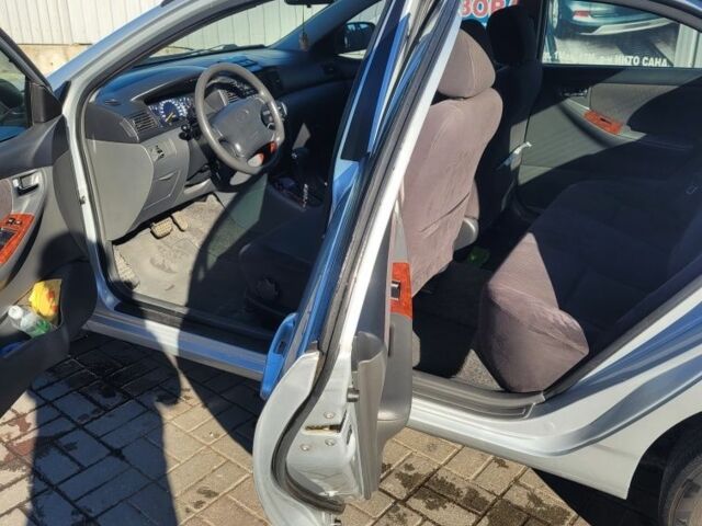 Серый Тойота Королла, объемом двигателя 0 л и пробегом 183 тыс. км за 6300 $, фото 5 на Automoto.ua