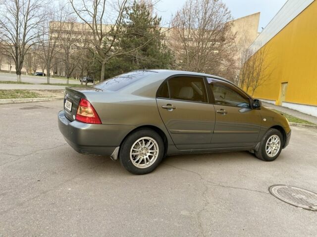 Сірий Тойота Королла, об'ємом двигуна 1.6 л та пробігом 271 тис. км за 5800 $, фото 4 на Automoto.ua