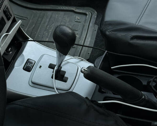 Сірий Тойота Королла, об'ємом двигуна 1.6 л та пробігом 275 тис. км за 5300 $, фото 10 на Automoto.ua