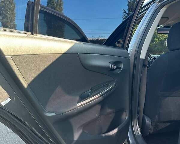 Серый Тойота Королла, объемом двигателя 1.6 л и пробегом 166 тыс. км за 6700 $, фото 39 на Automoto.ua