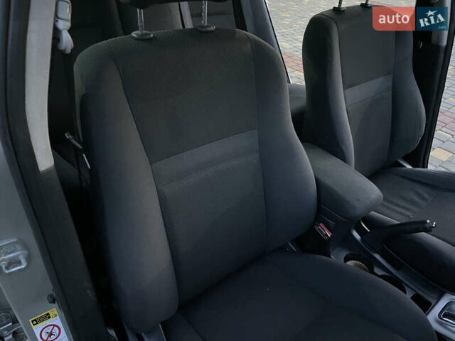 Серый Тойота Королла, объемом двигателя 1.6 л и пробегом 177 тыс. км за 5999 $, фото 47 на Automoto.ua