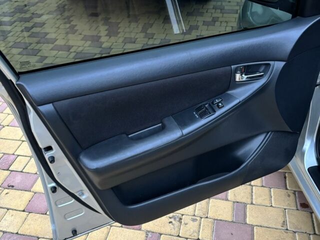 Сірий Тойота Королла, об'ємом двигуна 1.6 л та пробігом 175 тис. км за 4700 $, фото 6 на Automoto.ua