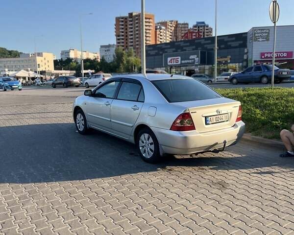 Серый Тойота Королла, объемом двигателя 1.6 л и пробегом 311 тыс. км за 5600 $, фото 2 на Automoto.ua