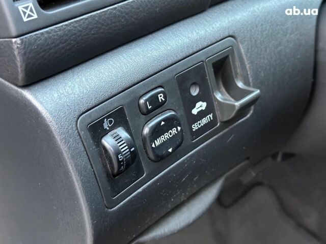 Сірий Тойота Королла, об'ємом двигуна 1.6 л та пробігом 245 тис. км за 5490 $, фото 10 на Automoto.ua