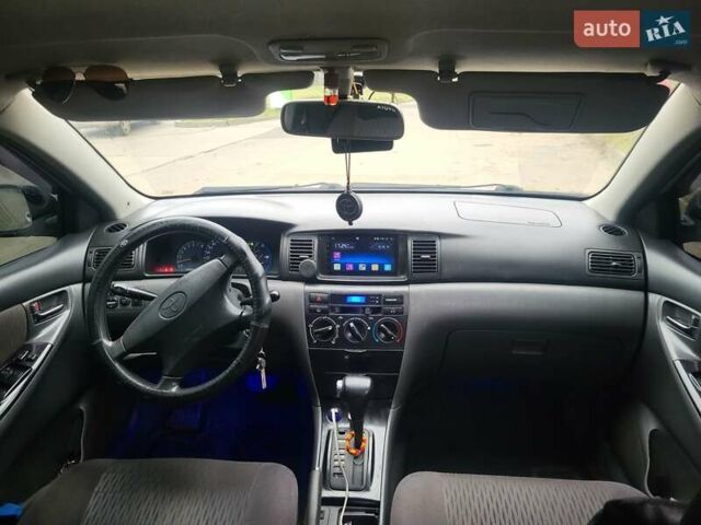 Серый Тойота Королла, объемом двигателя 1.8 л и пробегом 280 тыс. км за 4500 $, фото 6 на Automoto.ua