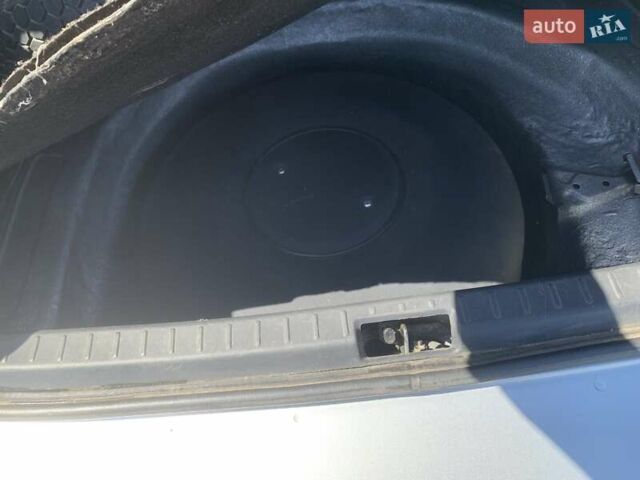 Серый Тойота Королла, объемом двигателя 1.6 л и пробегом 543 тыс. км за 4100 $, фото 16 на Automoto.ua