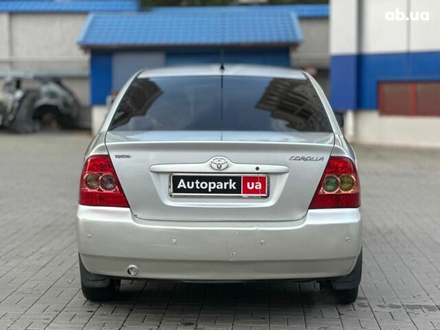 Сірий Тойота Королла, об'ємом двигуна 1.6 л та пробігом 245 тис. км за 5490 $, фото 4 на Automoto.ua