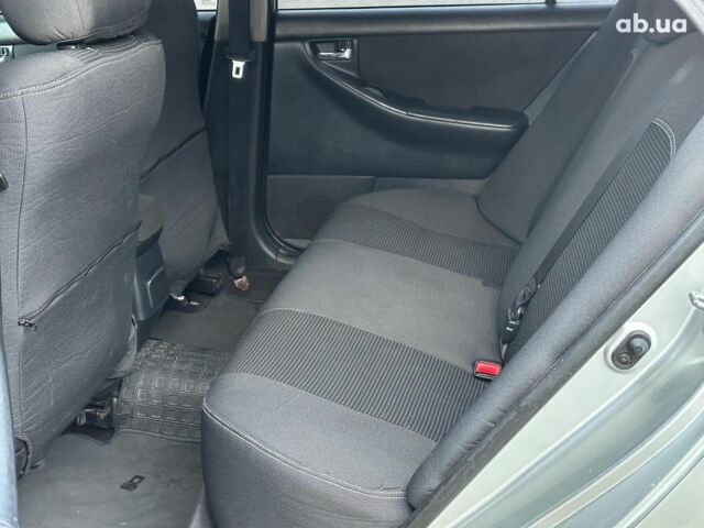 Сірий Тойота Королла, об'ємом двигуна 1.6 л та пробігом 245 тис. км за 5490 $, фото 11 на Automoto.ua