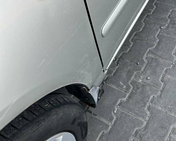 Серый Тойота Королла, объемом двигателя 1.6 л и пробегом 311 тыс. км за 5600 $, фото 15 на Automoto.ua