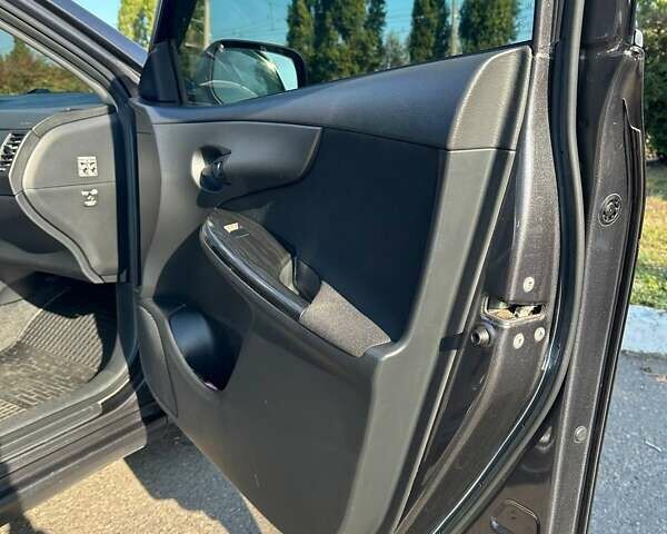 Серый Тойота Королла, объемом двигателя 1.6 л и пробегом 166 тыс. км за 6700 $, фото 41 на Automoto.ua