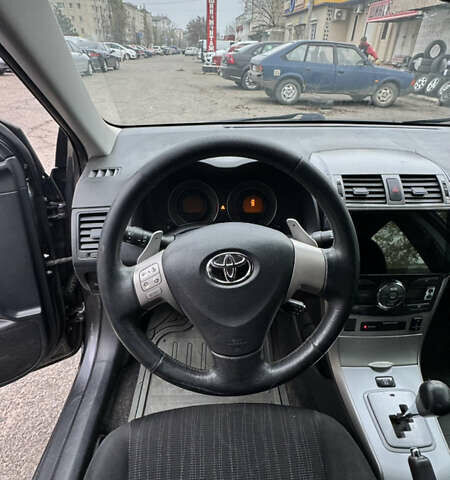 Серый Тойота Королла, объемом двигателя 1.6 л и пробегом 261 тыс. км за 5599 $, фото 19 на Automoto.ua