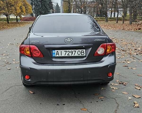 Сірий Тойота Королла, об'ємом двигуна 1.6 л та пробігом 160 тис. км за 6000 $, фото 2 на Automoto.ua